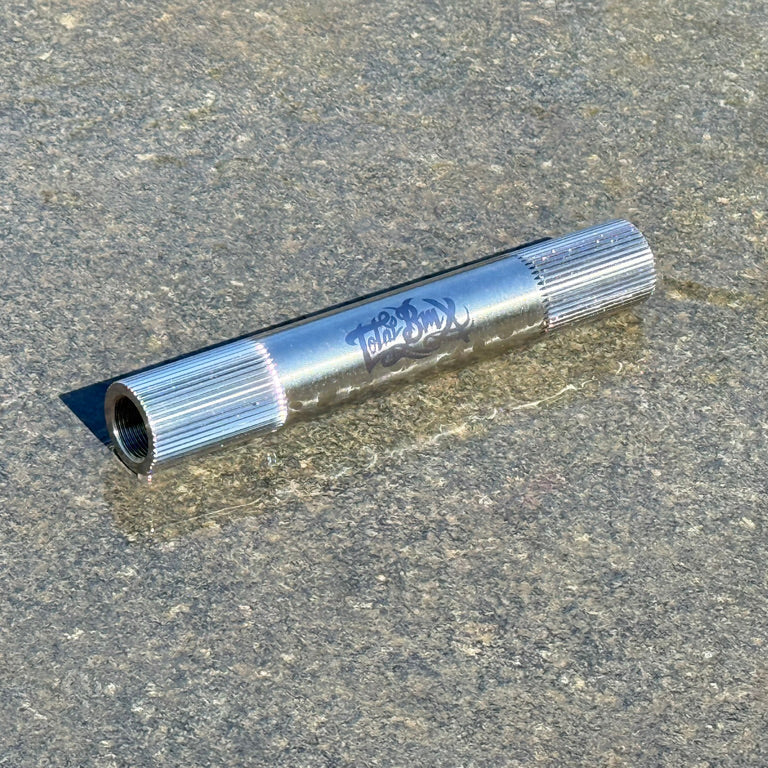 22mm/ 48 splines Titanium Crank Axle           (M15 X P1.0 Thread)